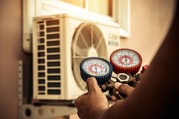 Professional Hvac technician working in Glen Gardner, NJ